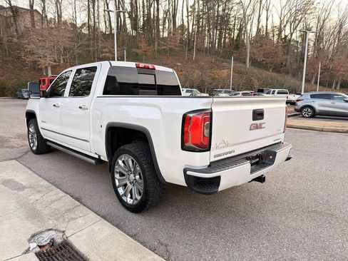 Used 2017 GMC Sierra 1500 Denali w/ Denali Ultimate Package image 5