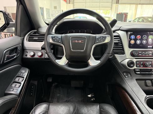 Used 2016 GMC Yukon SLT w/ Premium Edition image 22