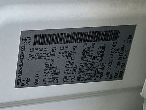 Used 2024 Nissan Rogue S image 28