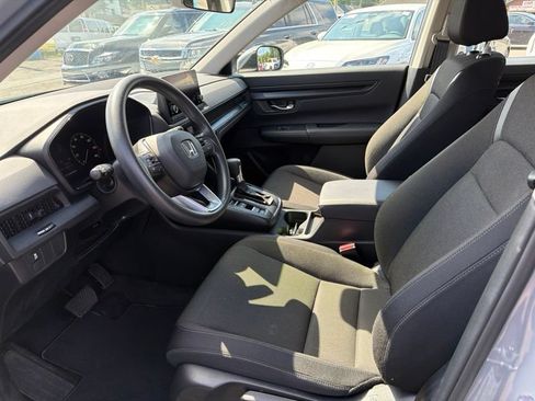 Used 2024 Honda CR-V LX image 12