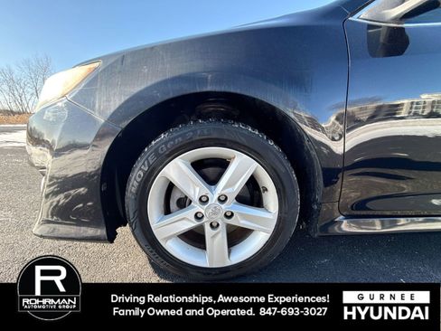 Used 2012 Toyota Camry SE image 11