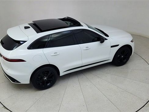 Used 2025 Jaguar F-PACE R-Dynamic S image 82