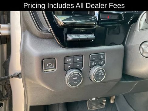 Used 2022 Chevrolet Silverado 1500 ZR2 w/ Technology Package AWD/4WD image 10