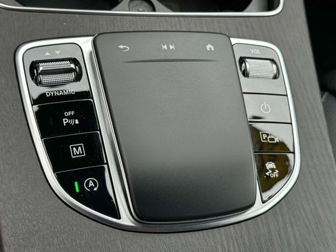 Certified 2022 Mercedes-Benz GLC 300 4MATIC image 26