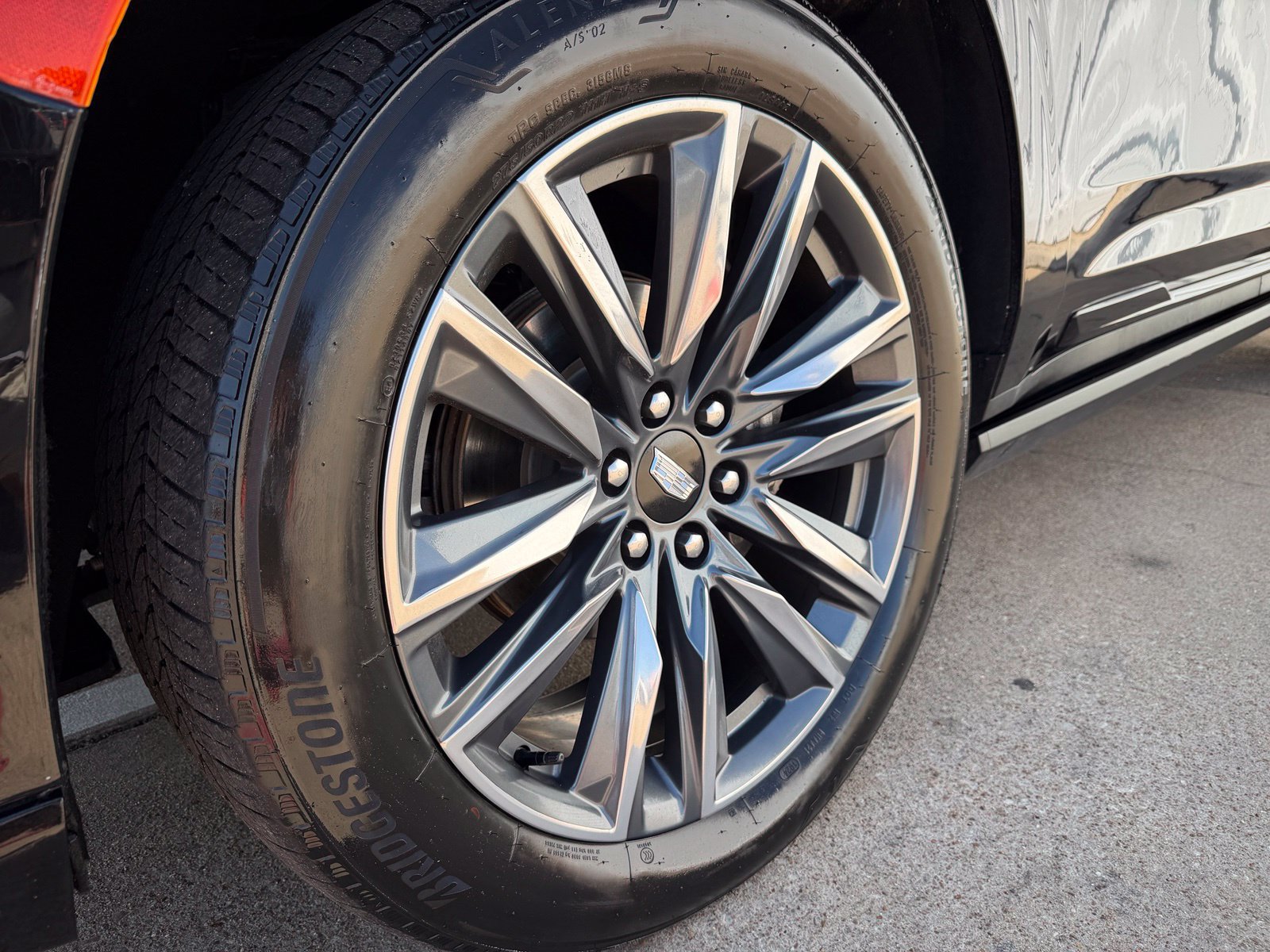 Used 2021 Cadillac Escalade Sport Platinum AWD/4WD image 50