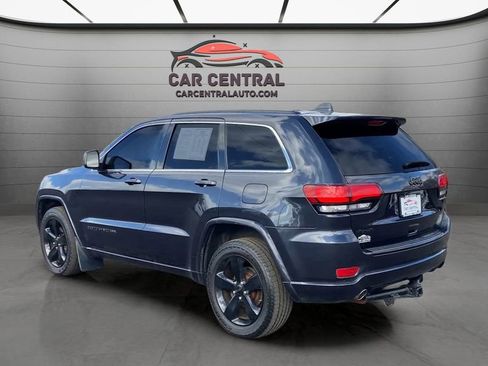 Used 2015 Jeep Grand Cherokee Altitude AWD/4WD image 3
