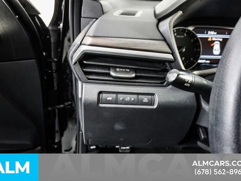Used 2025 Nissan Altima 2.5 SV FWD image 31