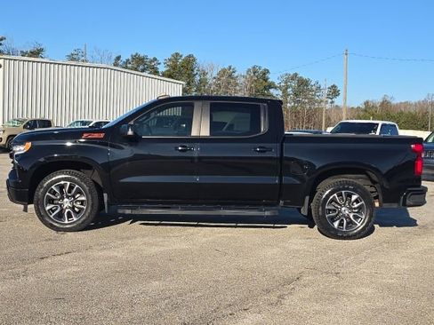 Used 2023 Chevrolet Silverado 1500 RST image 2