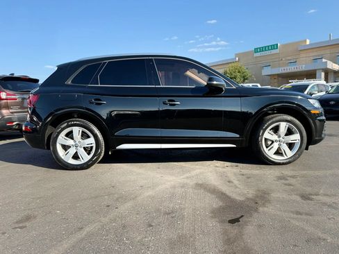 Used 2018 Audi Q5 2.0T Premium w/ Convenience Package AWD/4WD image 2