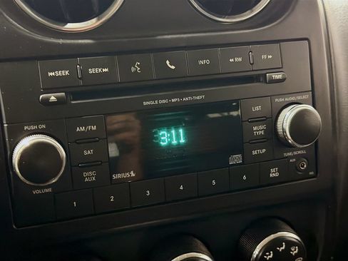 Used 2017 Jeep Patriot High Altitude FWD image 14