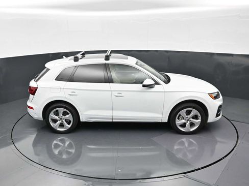 Used 2021 Audi Q5 2.0T Premium Plus w/ Premium Plus Package AWD/4WD image 19