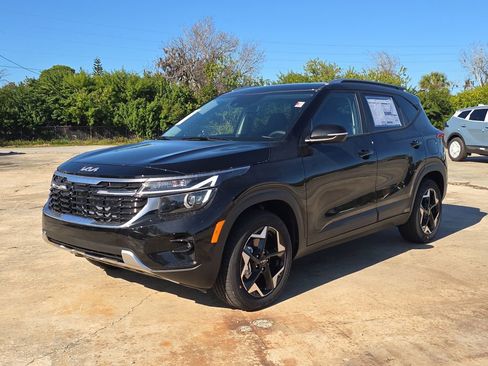 New 2026 Kia Seltos S FWD image 4