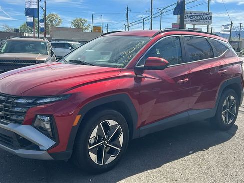 Certified 2025 Hyundai Tucson SEL image 1