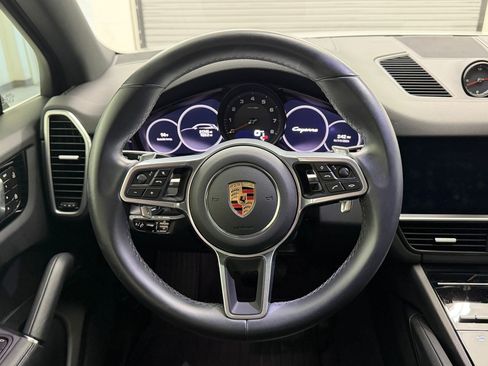 Certified 2023 Porsche Cayenne AWD/4WD image 11