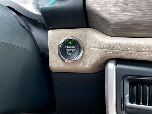Used 2024 Ford Expedition Limited AWD/4WD image 29