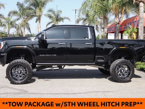 Used 2024 GMC Sierra 2500 Denali Ultimate w/ Max Trailering Package AWD/4WD image 5