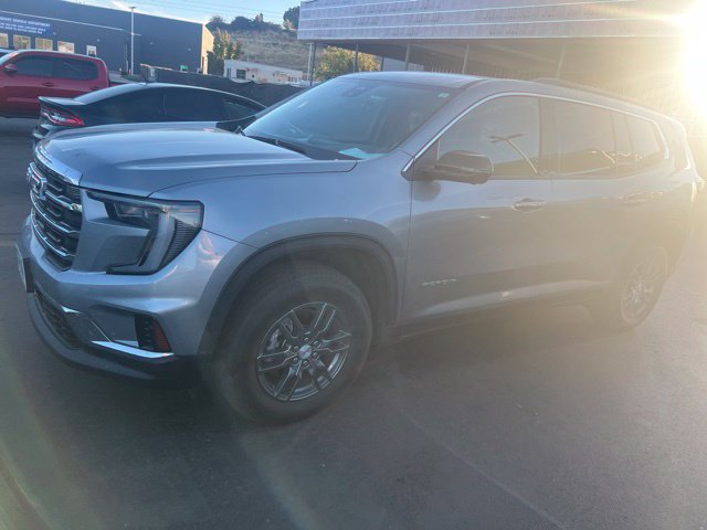 Used 2025 GMC Acadia Elevation AWD/4WD image 2