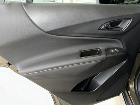 Certified 2023 Chevrolet Equinox RS image 18