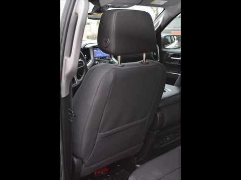 Used 2019 Chevrolet Silverado 1500 LT w/ Convenience Package image 21