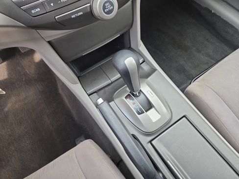 Used 2012 Honda Accord LX image 22