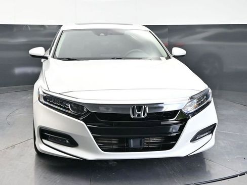 Used 2019 Honda Accord EX image 2