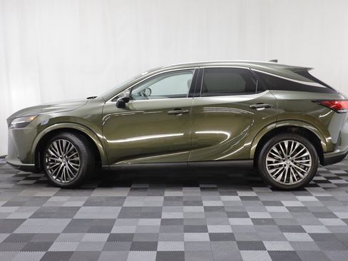 Used 2023 Lexus RX 350 w/ Accessory Package image 4