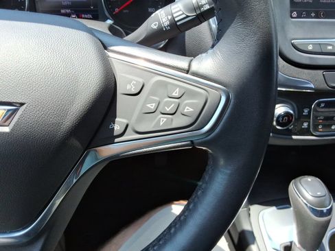 Certified 2020 Chevrolet Equinox LT FWD image 24