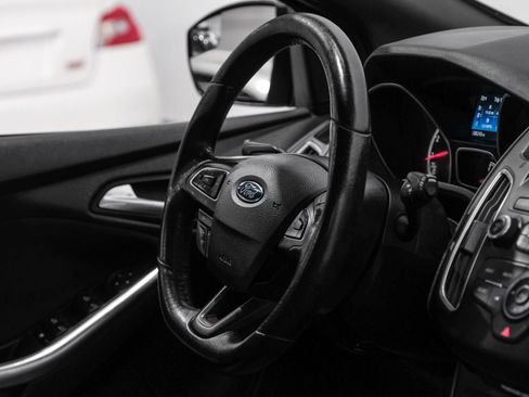 Used 2017 Ford Focus ST FWD image 20