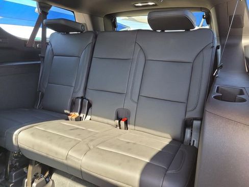 New 2026 Chevrolet Suburban Z71 w/ Comfort Package image 8