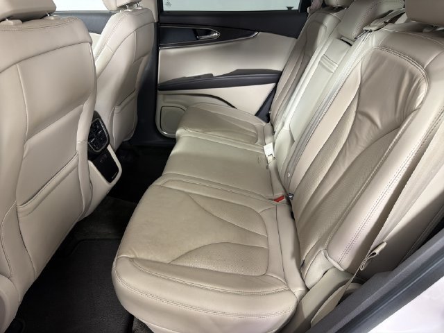 Used 2017 Lincoln MKX Select w/ Select Plus Package FWD image 20
