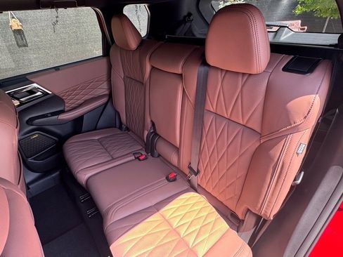 New 2025 Mitsubishi Outlander SEL image 22