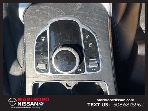 Used 2019 Mercedes-Benz GLC 300 4MATIC image 29