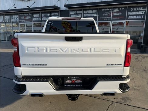 Used 2019 Chevrolet Silverado 1500 Custom w/ Custom Max Trailering Package AWD/4WD image 5