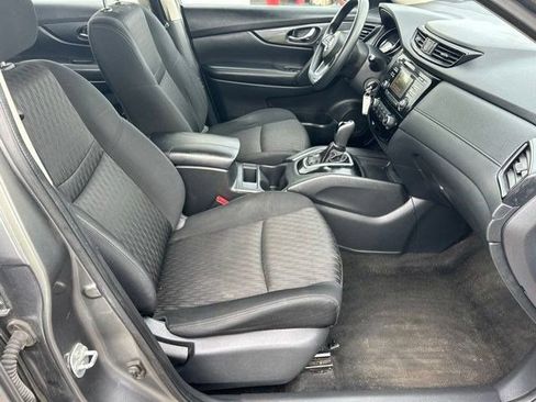 Used 2017 Nissan Rogue S FWD image 38