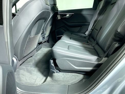 Certified 2025 Audi Q7 3.0T Premium Plus image 22