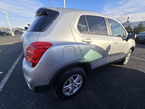 Used 2020 Chevrolet Trax LS w/ Tint and Cruise Package image 8