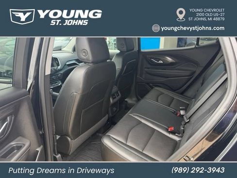 Used 2024 GMC Terrain SLT w/ LPO, Floor Liner Package AWD/4WD image 28