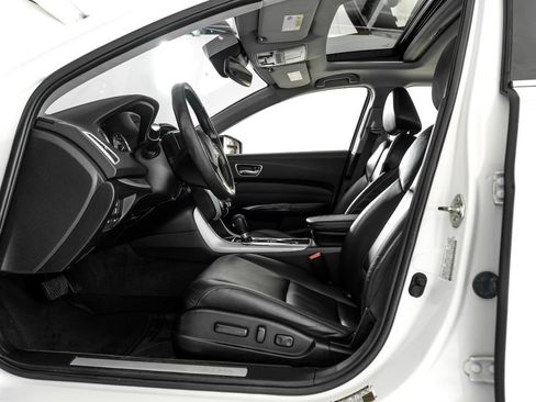 Used 2019 Acura TLX w/ Technology Package FWD image 3