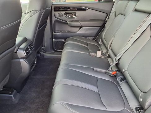 Used 2026 Honda Passport RTL image 11