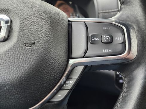 Used 2024 RAM 2500 Laramie w/ Night Edition image 17