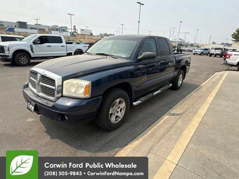 Used 2006 Dodge Dakota SLT RWD image 1