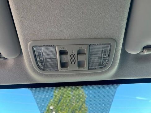 Used 2015 Honda Fit EX image 29