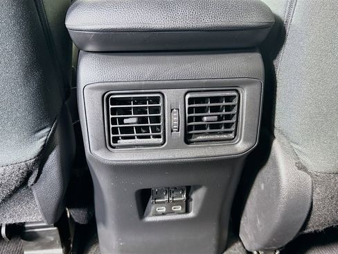 Certified 2022 Toyota RAV4 XLE image 22