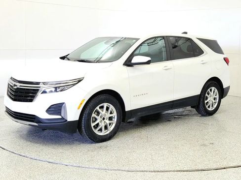 Used 2024 Chevrolet Equinox LT w/ LPO, Floor Liner Package image 3