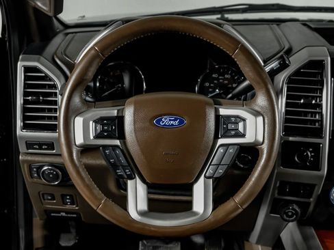 Used 2020 Ford F350 King Ranch w/ King Ranch Ultimate Package AWD/4WD image 16