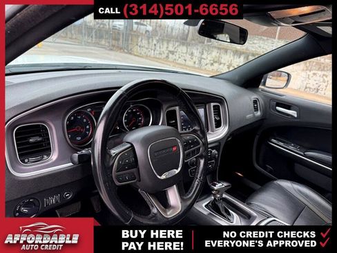 Used 2021 Dodge Charger SXT w/ Leather Interior Group image 6