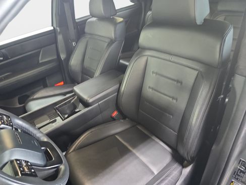 Used 2025 Hyundai Santa Fe Calligraphy AWD/4WD image 15