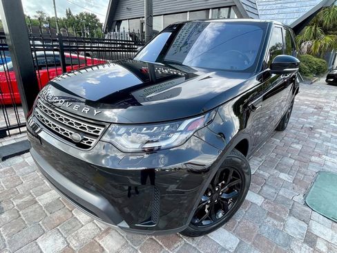 Used 2017 Land Rover Discovery SE image 41