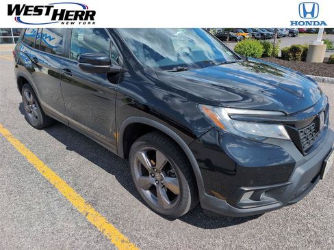 Used 2020 Honda Passport Touring image 1