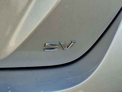 Used 2022 Nissan Leaf SV image 30